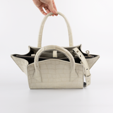 THE PALE ALLIGATOR LITTLE FANG