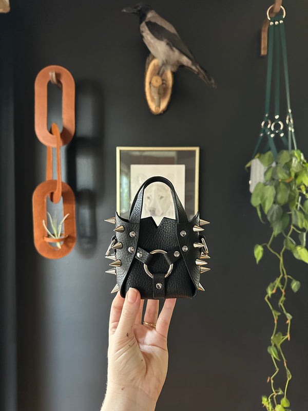 THE SPIKED MICRO PALLAS CHARM
